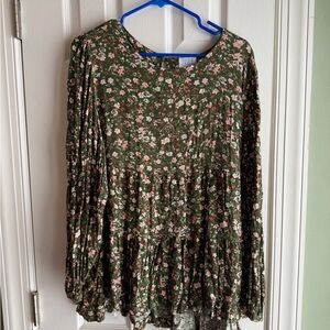 Time and Tru Green Floral Blouse
